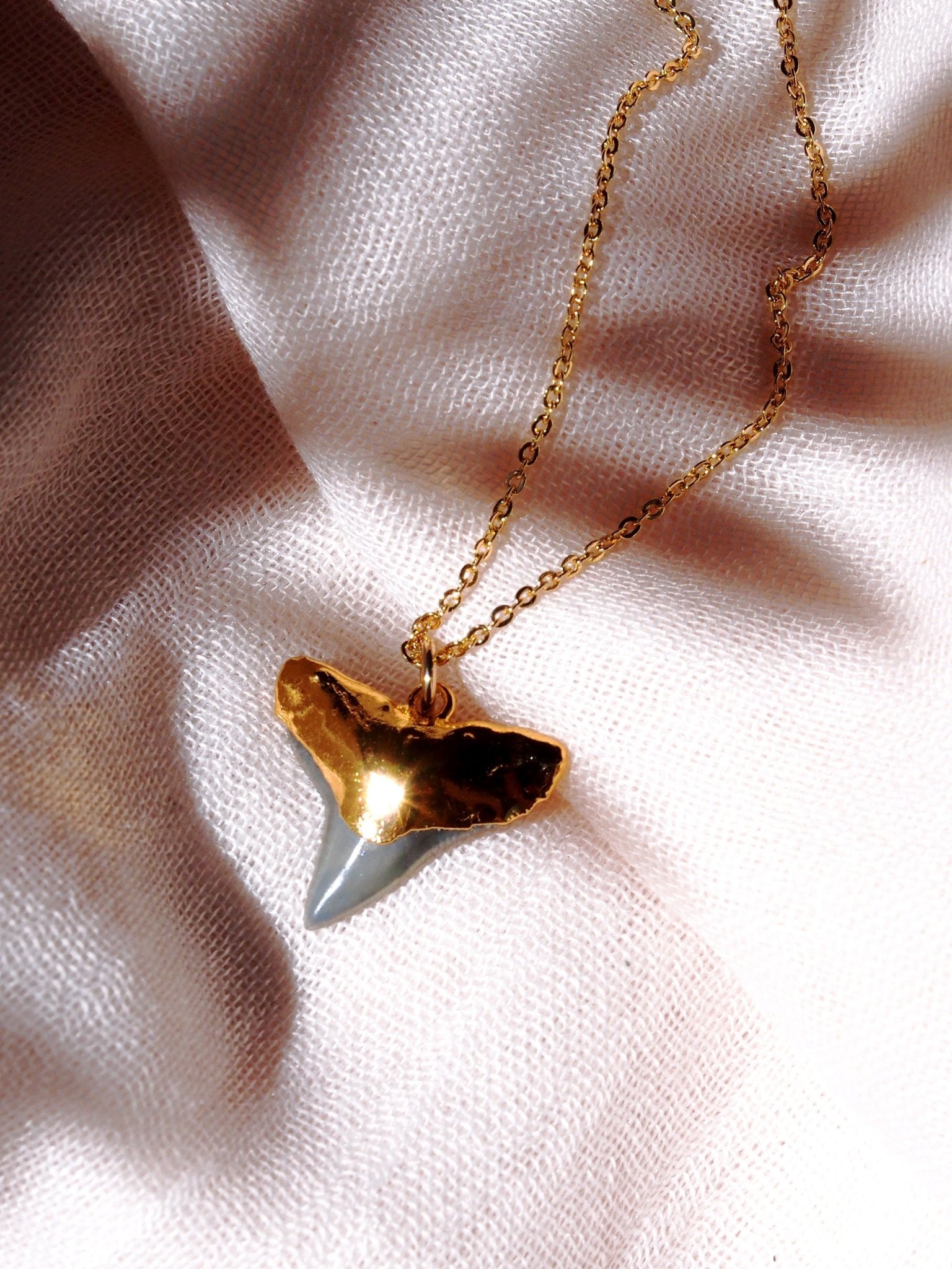 Black Gold Dipped Shark Tooth Necklace – Mano Niho Kahi | 18kt Gold Handmade in Maui - Triniskies