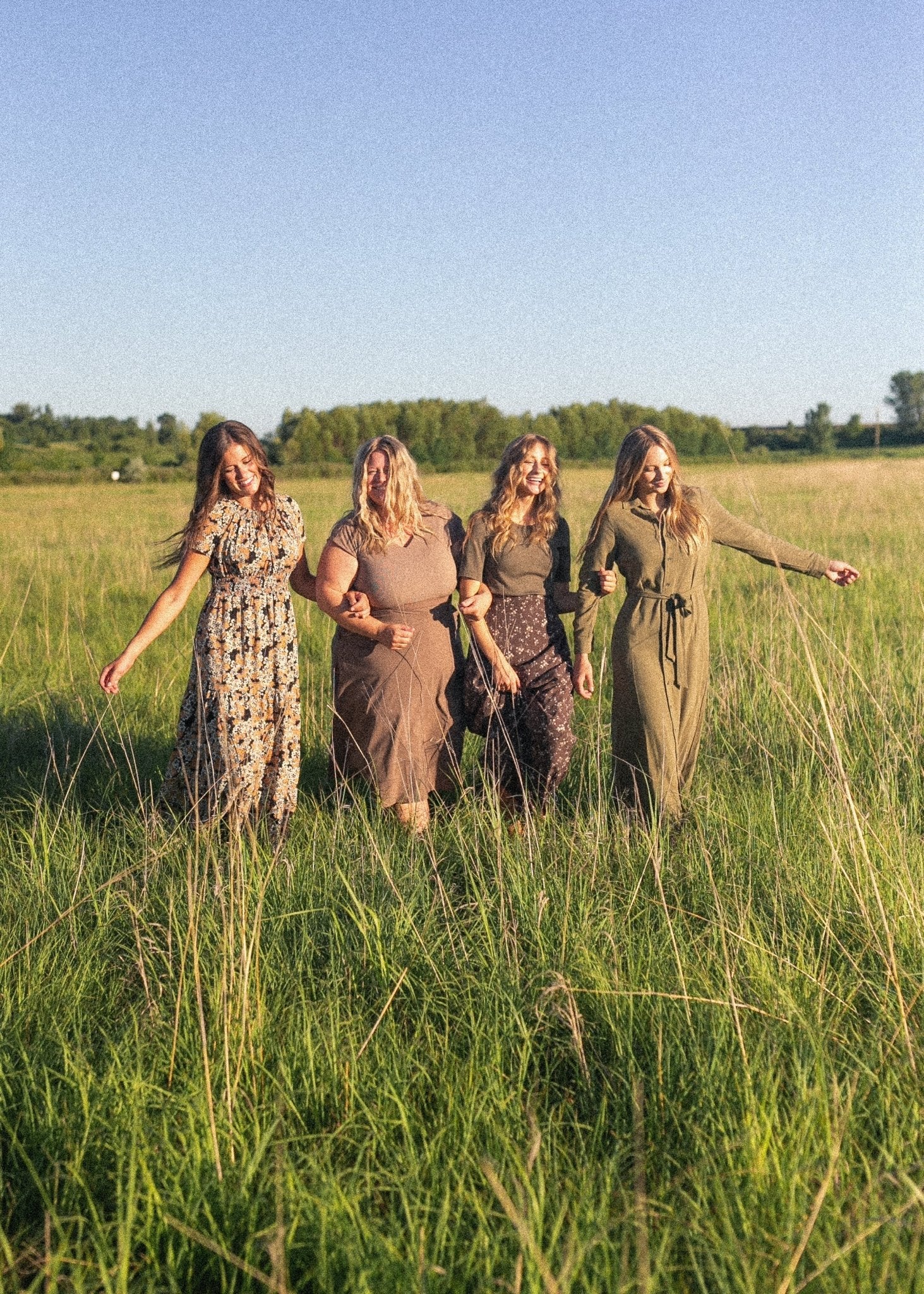 Essential Linen Shirt Dress – Long Sleeve Button - Front with Belt - Triniskies