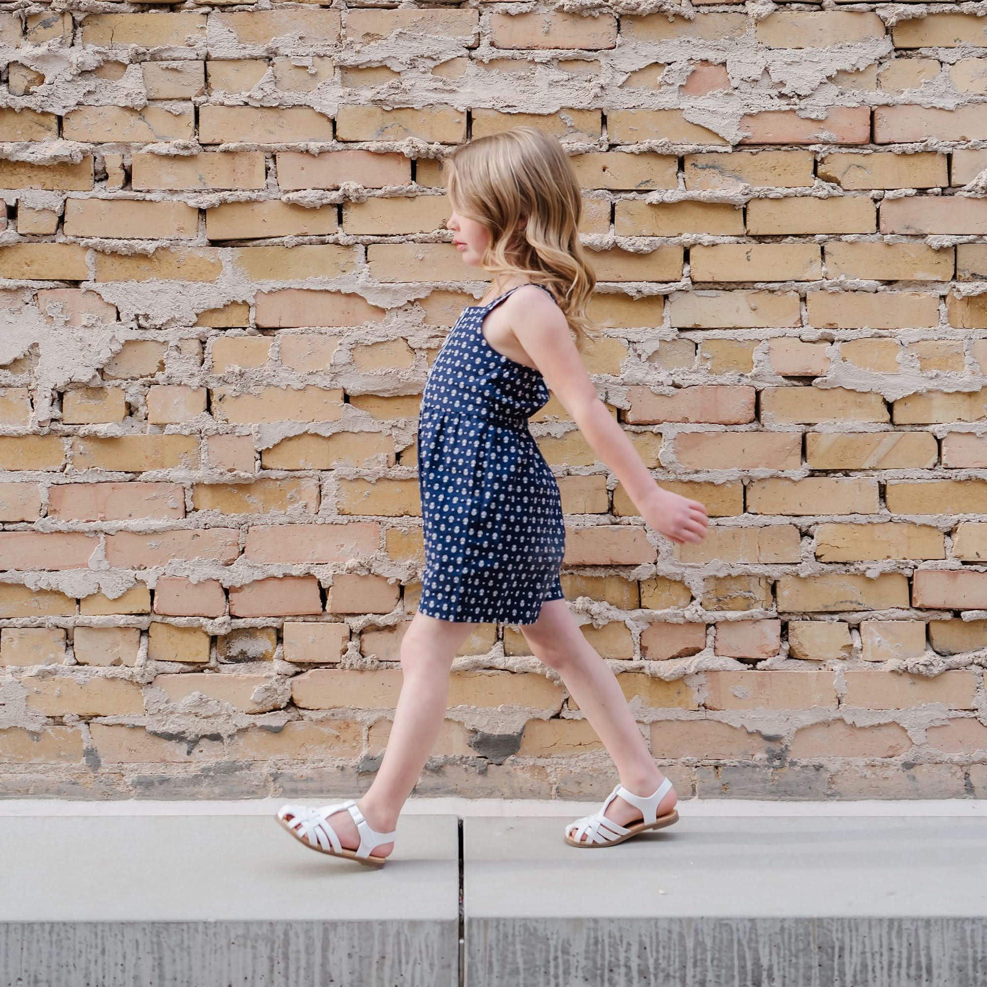 Scallop Trim Linen Blend Romper – Navy Riviera Print (Toddler & Girls) - Triniskies