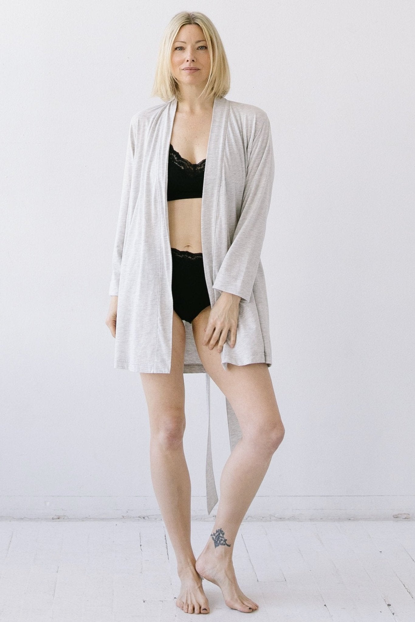 Short Travel Robe in Pima Cotton – Luxury Lightweight Women’s Robe | Salua Lingerie - Triniskies