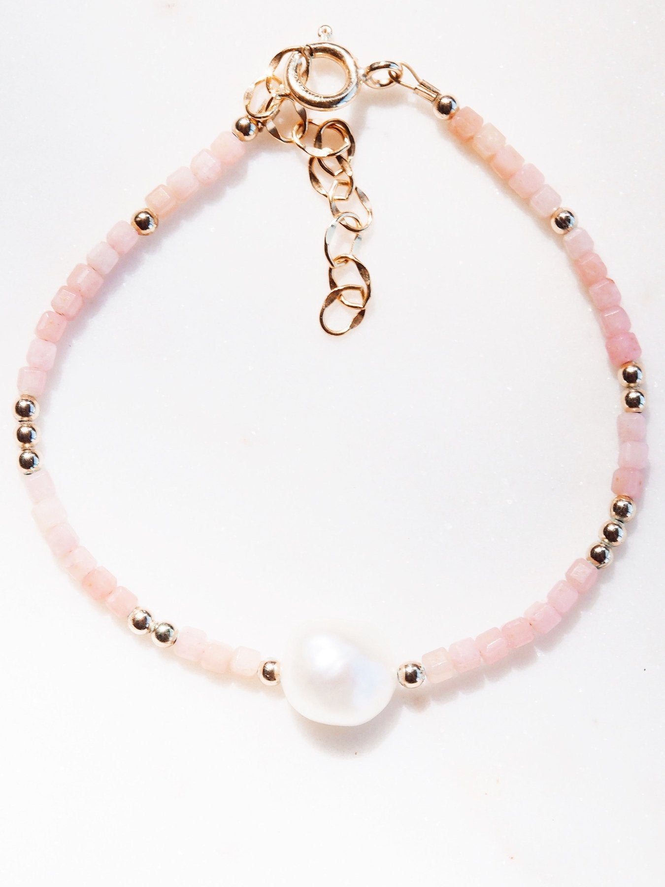 White Freshwater Pearl Bracelet with Gemstones - 14K Gold Filled Hawaiian Jewelry - Triniskies