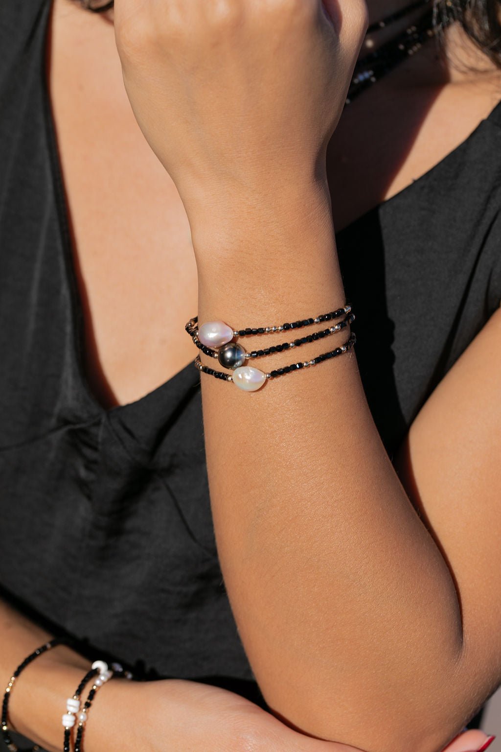 White Freshwater Pearl Bracelet with Gemstones - 14K Gold Filled Hawaiian Jewelry - Triniskies