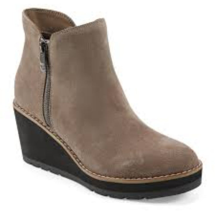 "Easy Spirit Jayda Women's Boots, Taupe, Size 9.5 US"