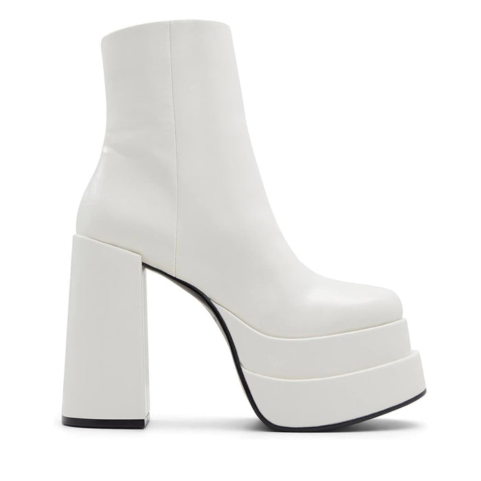 Call It Spring Women's Tenacious Ankle Boot icy white size 9