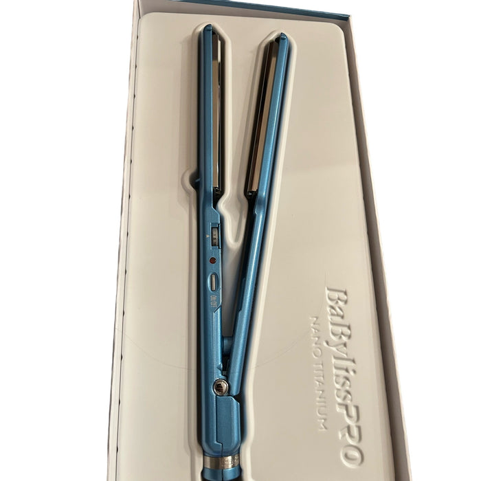 STRAIGHTENING BABYLISSPRO® NANO TITANIUM™ 1-1/2" STYLING CRIMPER