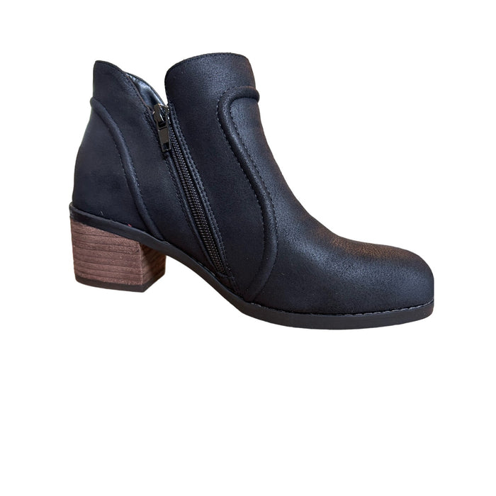 Bella Vita Women's Kenzie Boots: Stylish Block Heel Booties, SZ 6, MSRP $90