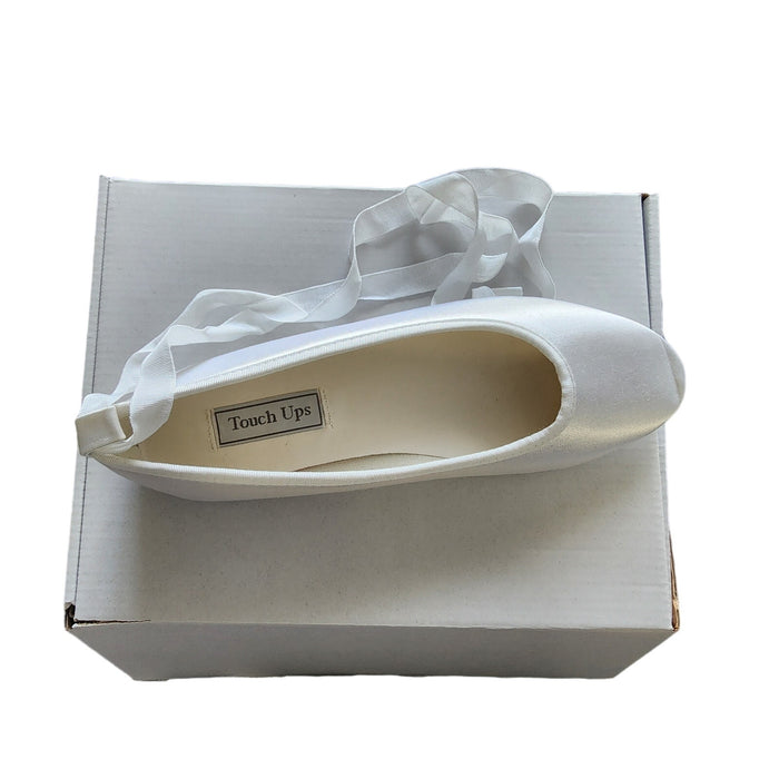 Touch Ups Women's Ballet Strappy Flats, Size 9M, White Satin, Dyeable Shoes