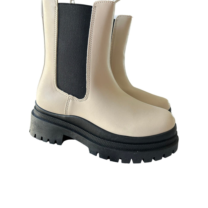 Yoki Women's Ankle Rain Boots Size 7 Cream with Black Accents Water-Resistant