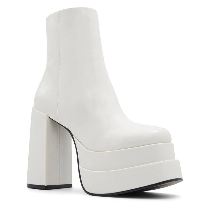 Call It Spring Women's Tenacious Ankle Boot icy white size 9