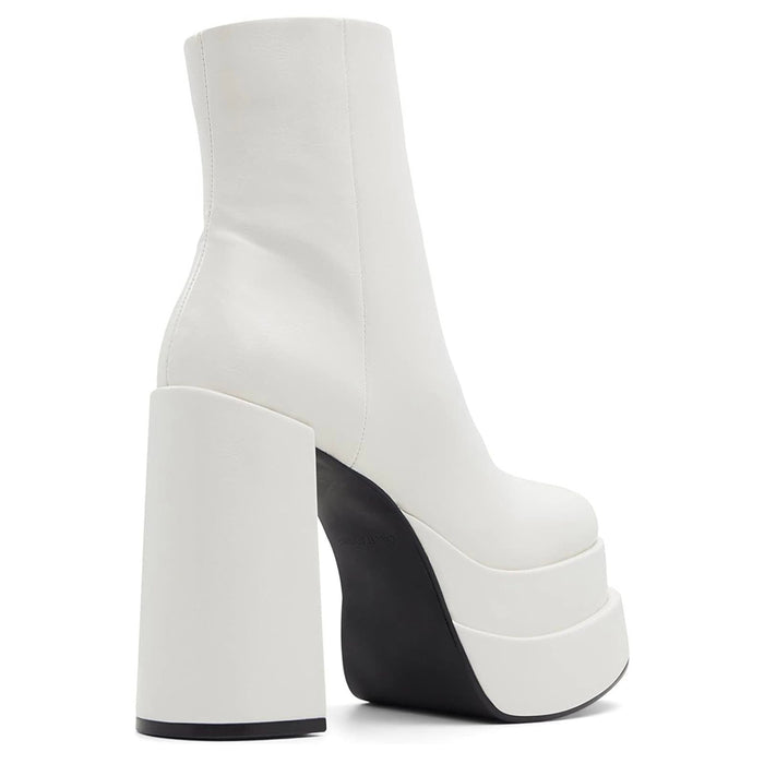 Call It Spring Women's Tenacious Ankle Boot icy white size 9