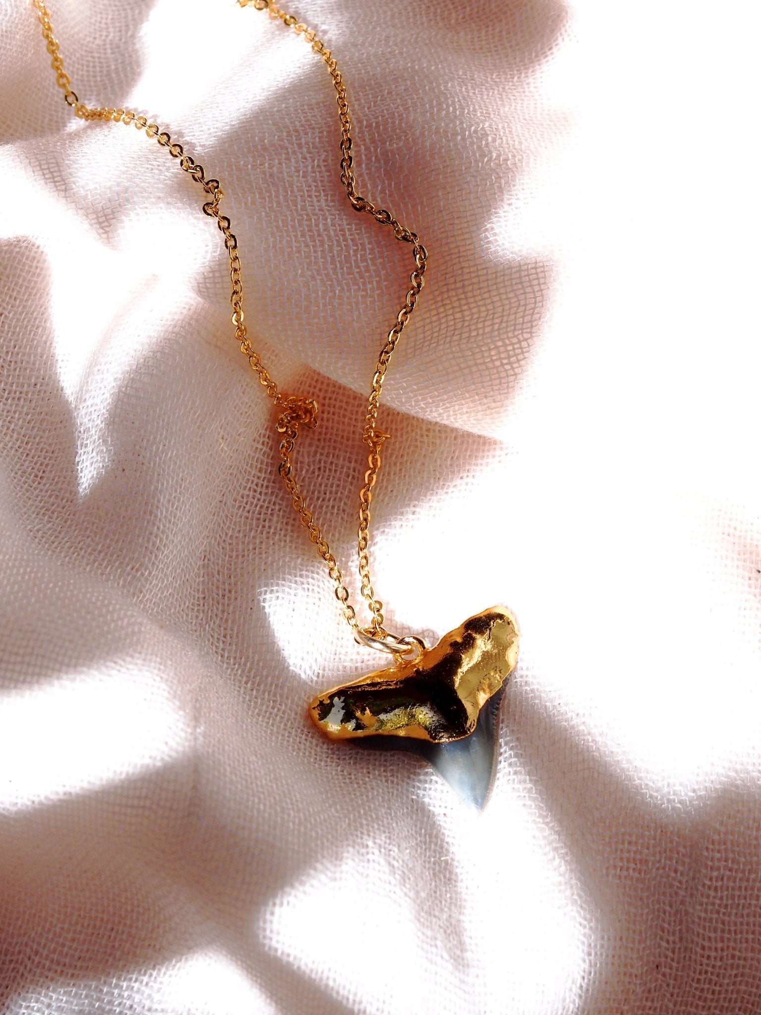 Black Gold Dipped Shark Tooth Necklace – Mano Niho Kahi | 18kt Gold Handmade in Maui - Triniskies
