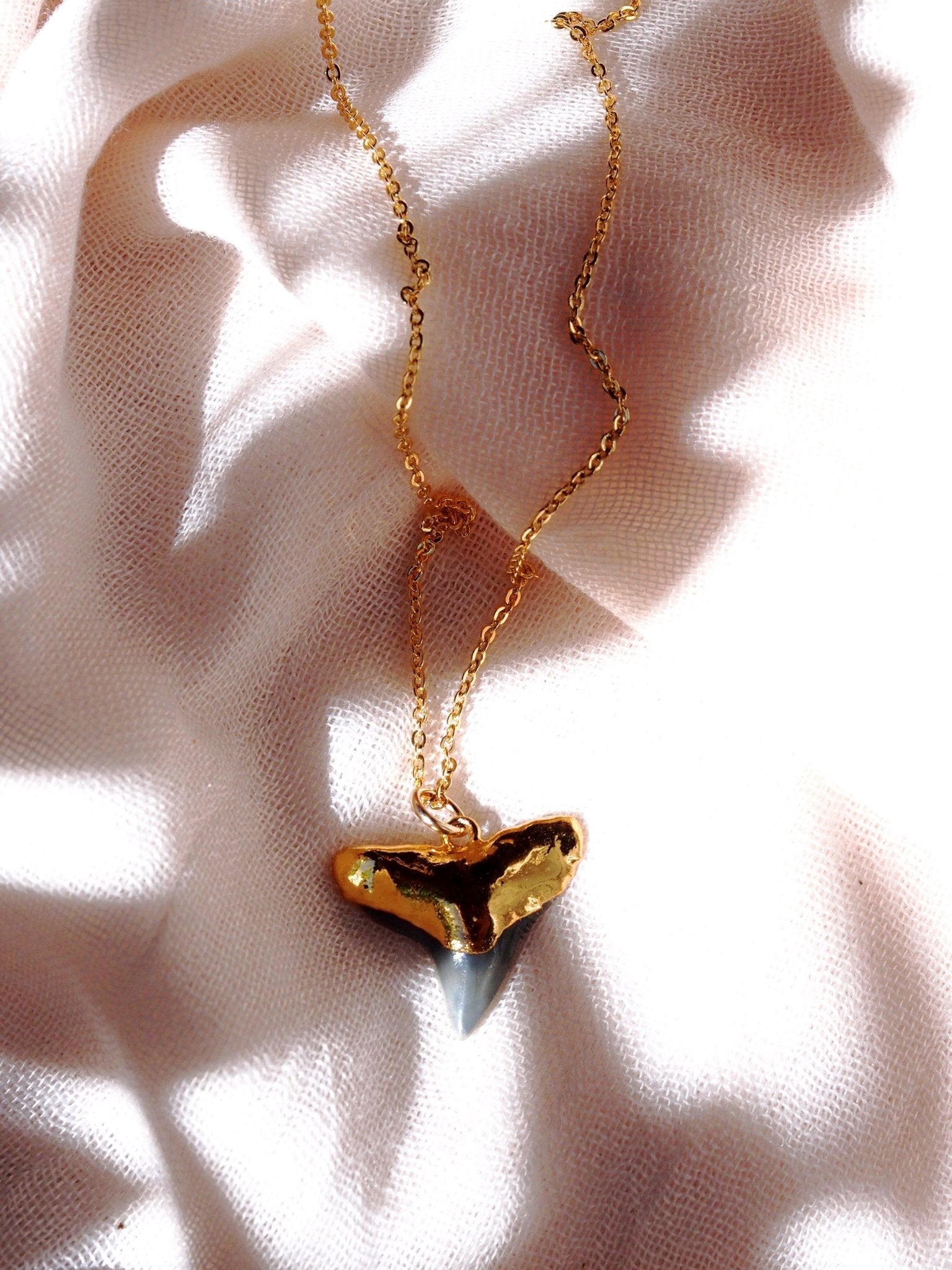 Black Gold Dipped Shark Tooth Necklace – Mano Niho Kahi | 18kt Gold Handmade in Maui - Triniskies