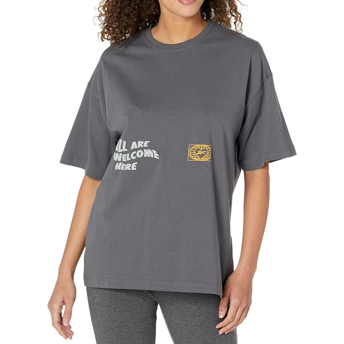 Reebok Women's Graphic Tee "All Are Welcome Here" - Size SM. WMN1 *
