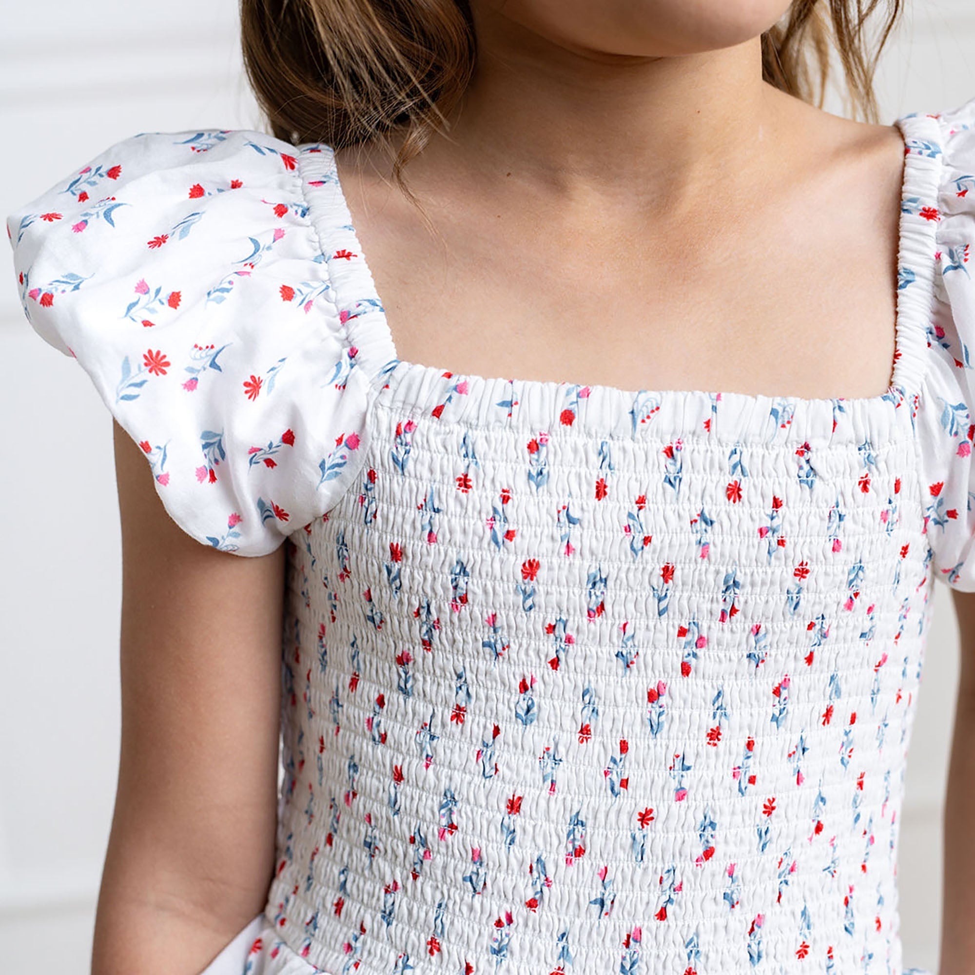 Girls Organic Puff Sleeve Smocked Romper – Paris Floral | Hope & Henry - Triniskies