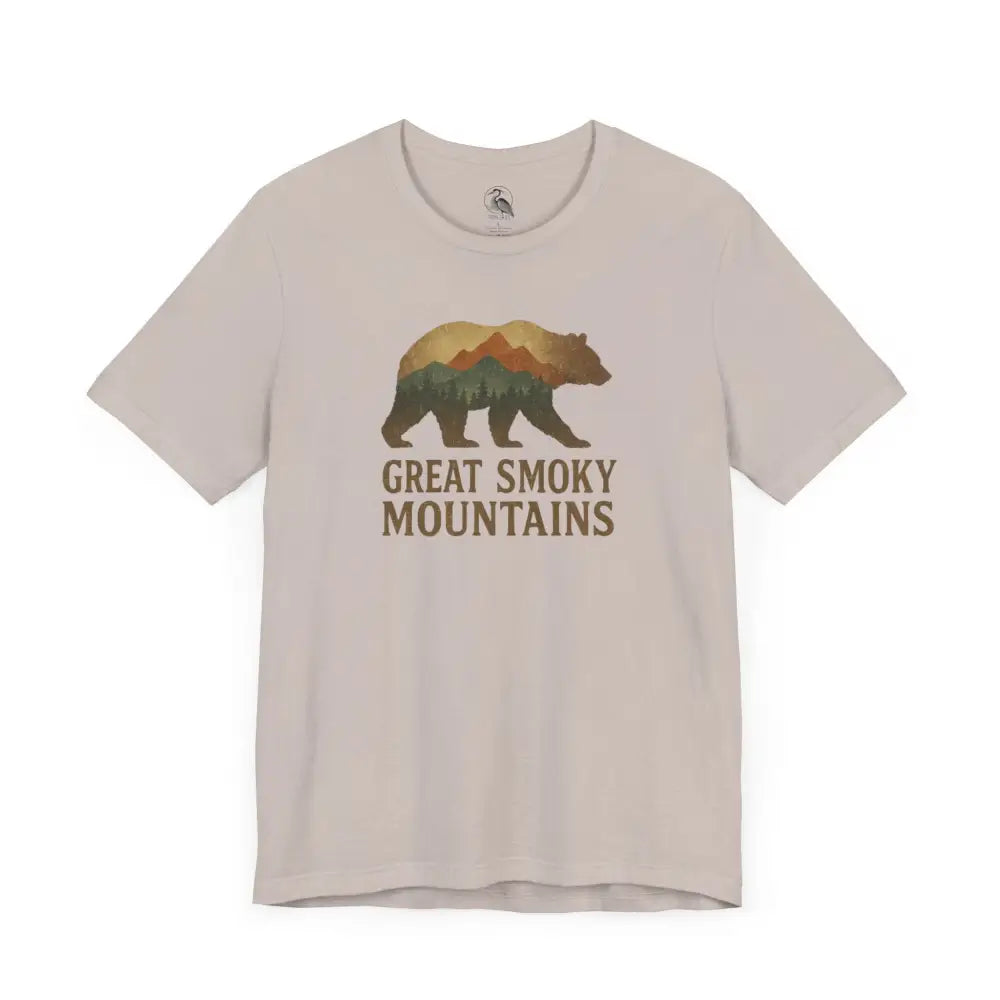 Great Smoky Mountains bear graphic tee for nature lovers
