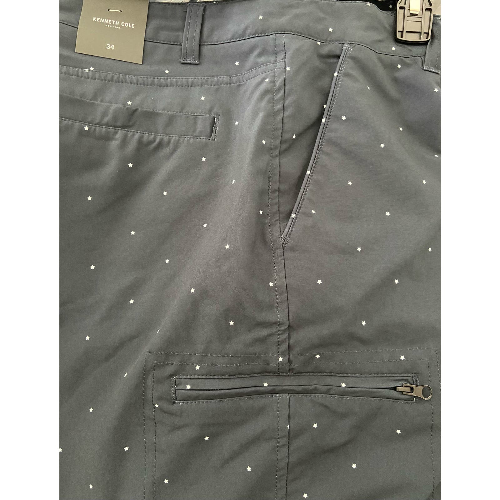 Kenneth Cole Men's Star Print Tech Cargo Shorts - Navy, Size 38 * MS33 - Triniskies