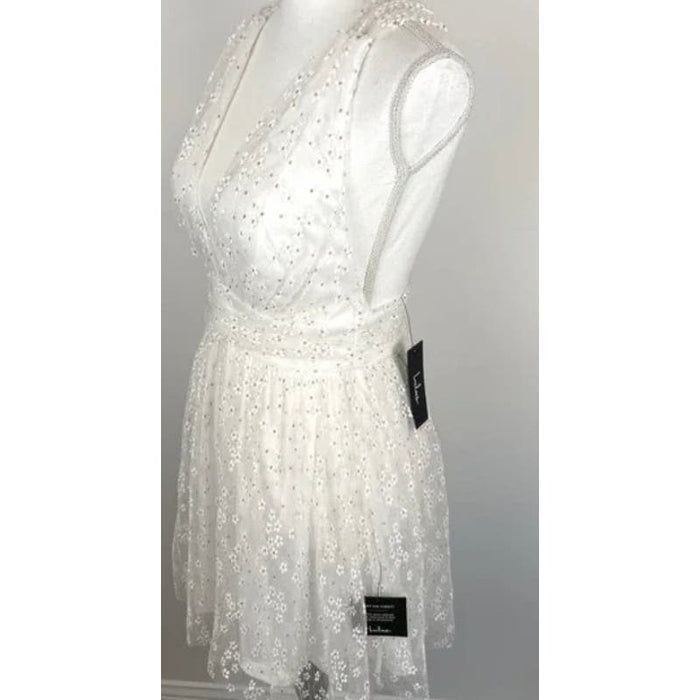 Lulus White / Small Lulus Daisy Floral Tulle Twist Back Skater Mini Dress White* Size Small WD29