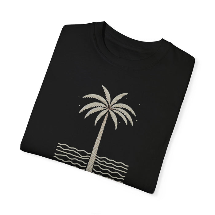 Printify T-Shirt Daydreaming Under The Palms Comfort Colors 1717 Tee Beach Shirt, Great Gift, Sister Gift, Wife Gift, Mom Gift, Mothers Day Gift Unisex