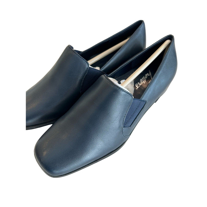 Trotters Trotters Women's Ash Loafer – Navy Kid Leather, Size 6.5 W, Comfortable