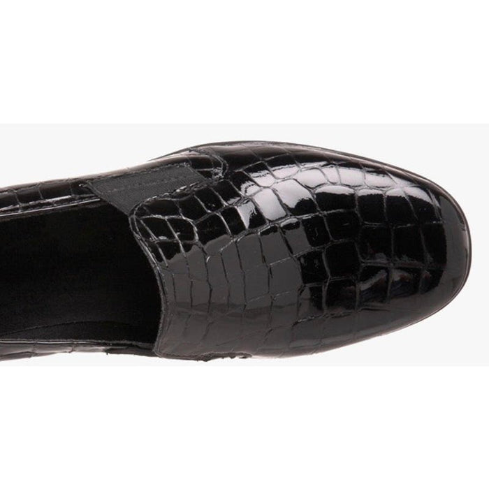 Walking Cradles 6 / Black Walking Cradles Women's Teri Flat Croc Patent Print - Size 6 S