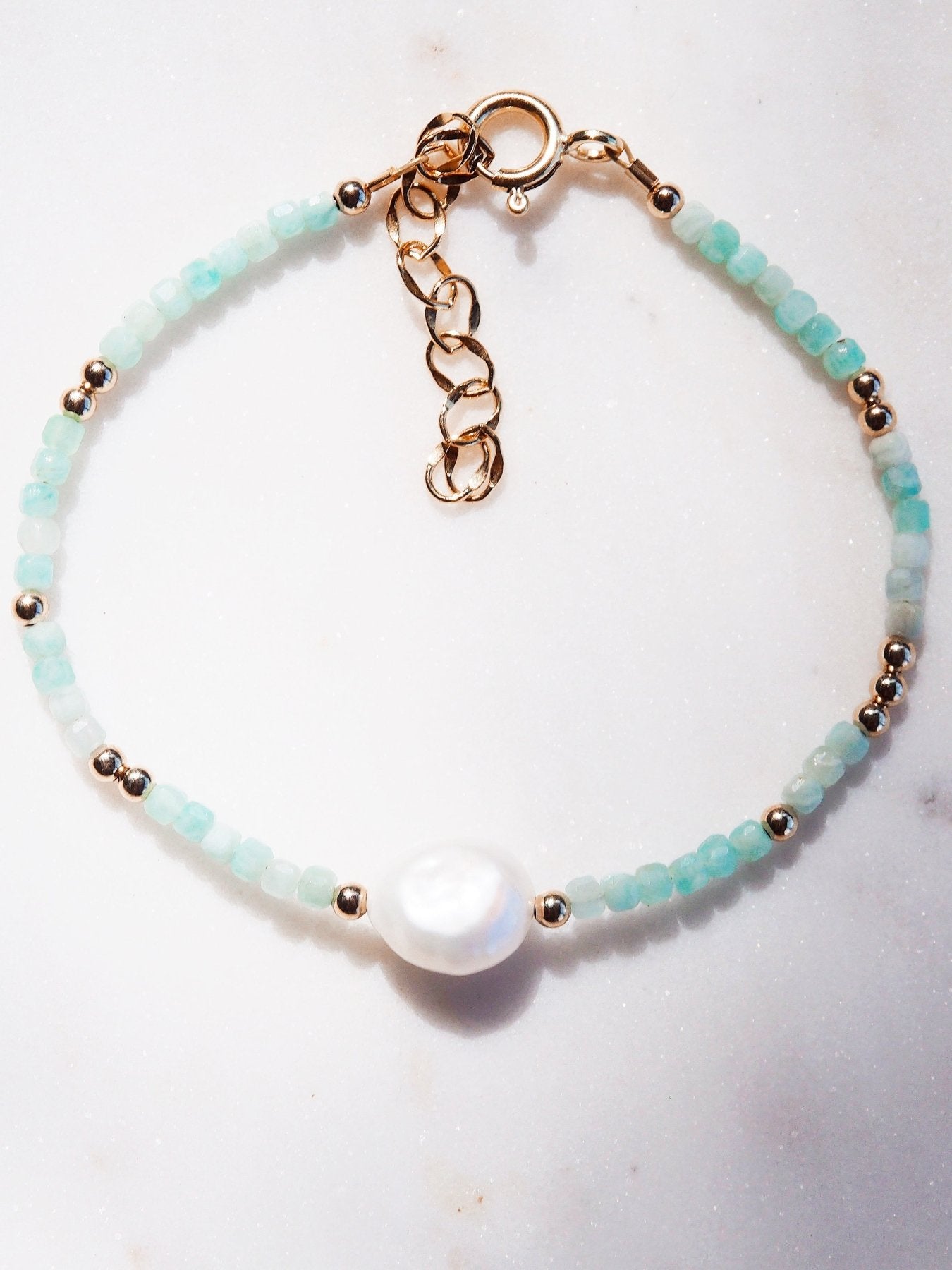 White Freshwater Pearl Bracelet with Gemstones - 14K Gold Filled Hawaiian Jewelry - Triniskies