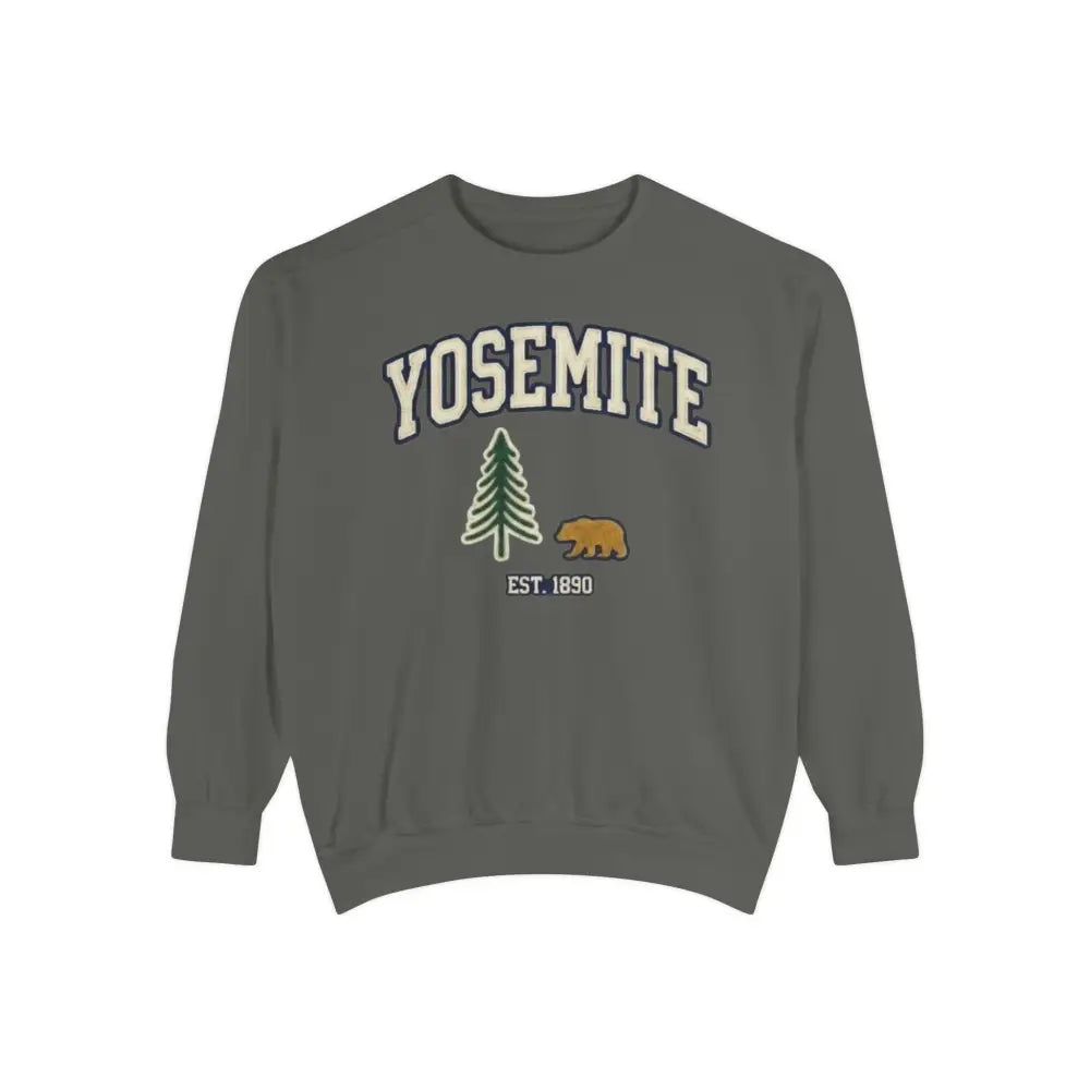 Charcoal gray Yosemite National Park crewneck sweatshirt with bear silhouette